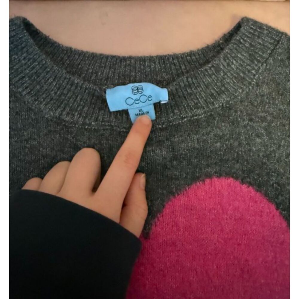 CeCe heart motif gray XL Sweater: Luxurious, Ultra-Soft, Chic Oversized Knit - Picture 3 of 7